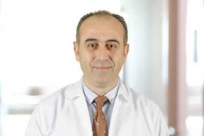 Özcan Hız Kimdir?